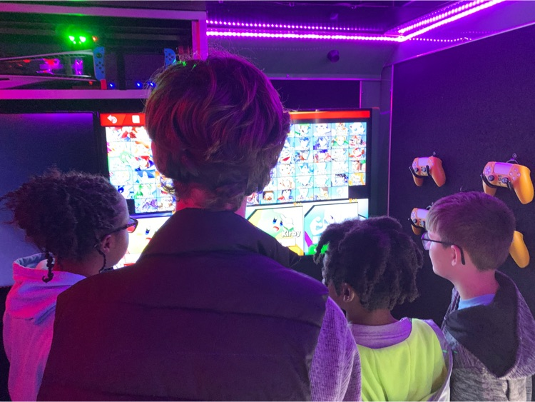 Before leaving for Thanksgiving break, Calera Middle celebrated the students who grew on their iReady diagnostic tests with game trucks. Go Eagles!