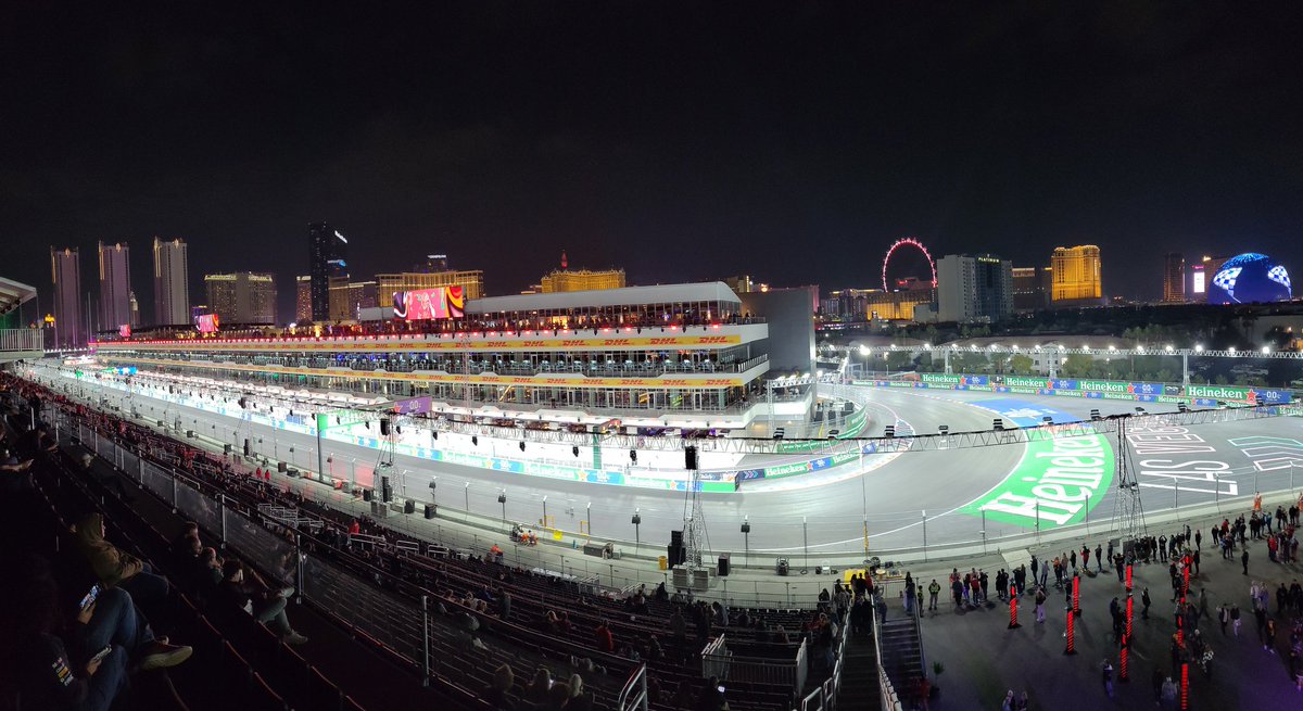 JohnLeaver's tweet photo. Positive head on today. Come on @F1 and give us a #Vegas show to remember (for the right reasons)! 🏎️💨💨 Looking forward to FP3 and Quali tonight
#LasVegasGP #F1 https://t.co/XtBzS9RaOu
