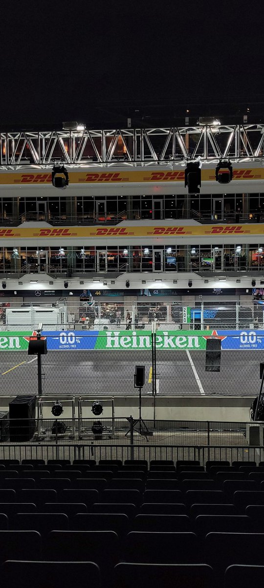 JohnLeaver's tweet photo. Positive head on today. Come on @F1 and give us a #Vegas show to remember (for the right reasons)! 🏎️💨💨 Looking forward to FP3 and Quali tonight
#LasVegasGP #F1 https://t.co/XtBzS9RaOu