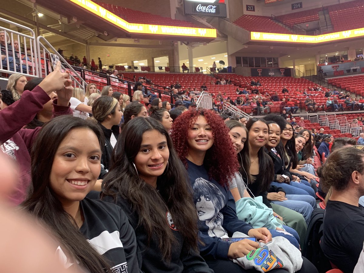 HanksLadyBB's tweet photo. Your Lady Knights enjoying ⁦@LadyRaiderWBB⁩ basketball game.. thank you ⁦@LadyRaiderWBB⁩ for the tickets …⁦@YISDAthletics1⁩ ⁦@RCadena2001LTD⁩ ⁦@Coach_Veliz⁩ https://t.co/vABn7wi0rh