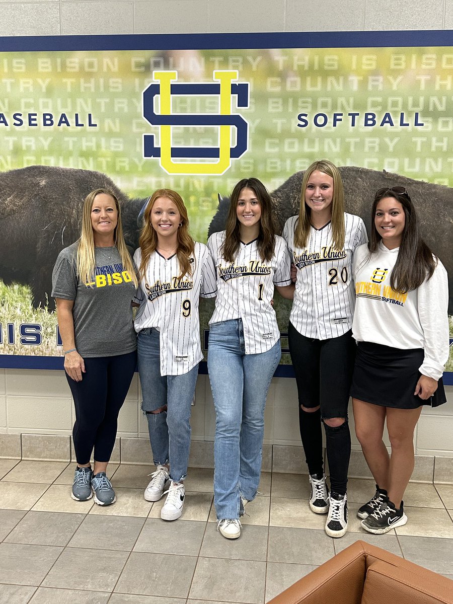 Elizabeth Woodfin tweet media