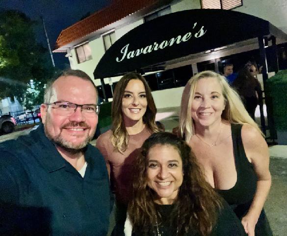 billsfanmonica's tweet photo. I adult'd tonight!
Dinner with friends who are family for our birthdays. ๐๐ฅณ
#scorpiosrule #andasadge #andanaquagirl
@CharleyBelcher @LindsayBelcher @jenepsteinfox13 https://t.co/KY6NoCBetD