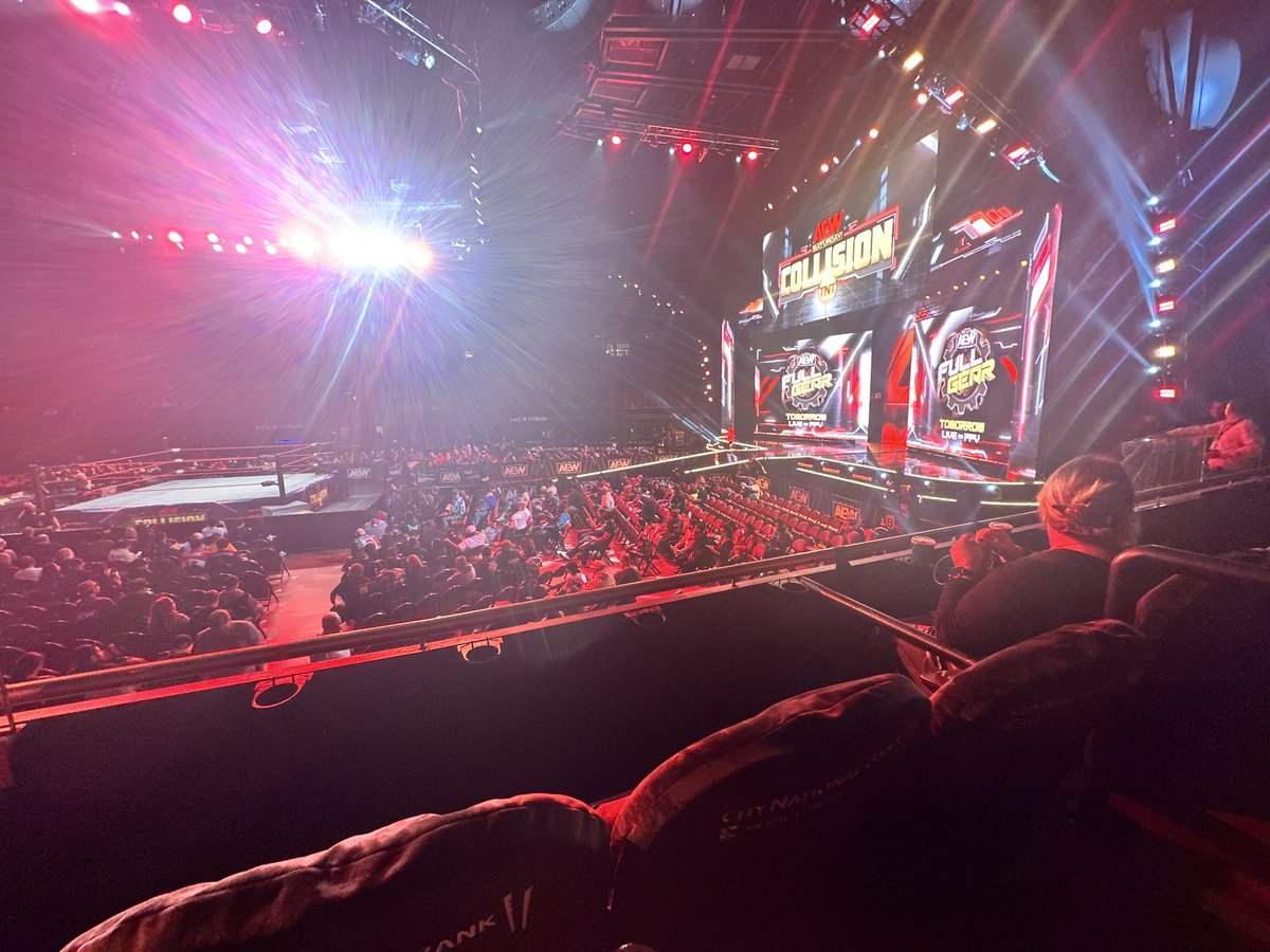 TheSuperMarks's tweet photo. #AEW2023 Collision https://t.co/mHJ5YDi9xX
