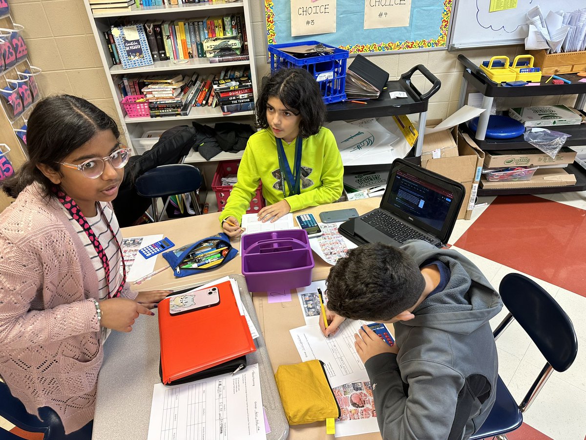 MsD_HHSmath's tweet photo. ACE students worked in groups to create a dinner for 10 people today! Some made Thanksgiving dinners while others chose something more casual. Ss then chose which coupon would help them get a better discount for their groceries for the meal. #bms6 https://t.co/swHREiJHA1