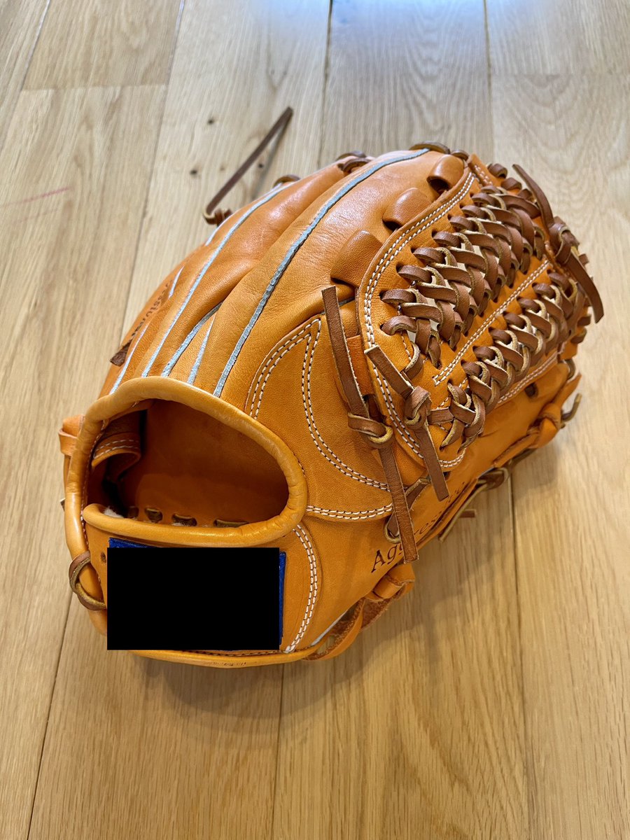 断捨離第ニ弾

某メーカー様のグラブを1名様にプレゼント🎁😆(ほぼ新品です)

軟式
ポジション:内野手用
個人的にはシンプルで一番好きなグラブです。

応募方法
1、私をフォロー
2、この投稿をRT

11月18日(土)23時59分〆
今日です😆

宜しくお願いいたします🤲
部屋の掃除頑張ります🧹