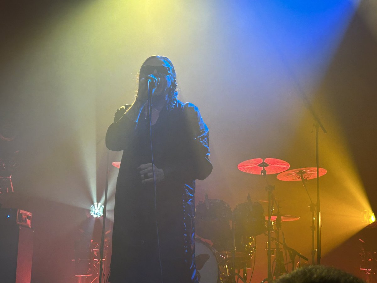 The Dreaming Void (@dreamingvoiduk) on Twitter photo Band night out to see the mighty Death Cult in Norwich. What an excellent gig. <a href="/TheBillyDuffy/">𝕭𝖎𝖑𝖑𝖞 𝕯𝖚𝖋𝖋𝖞 ✠</a>, Astbury and co on top form. Was quite an emotional experience. And an amazing support act <a href="/lilirefrain/">Lili Refrain</a> too. Band night out to see the mighty Death Cult in Norwich. What an excellent gig. <a href="/TheBillyDuffy/">𝕭𝖎𝖑𝖑𝖞 𝕯𝖚𝖋𝖋𝖞 ✠</a>, Astbury and co on top form. Was quite an emotional experience. And an amazing support act <a href="/lilirefrain/">Lili Refrain</a> too.