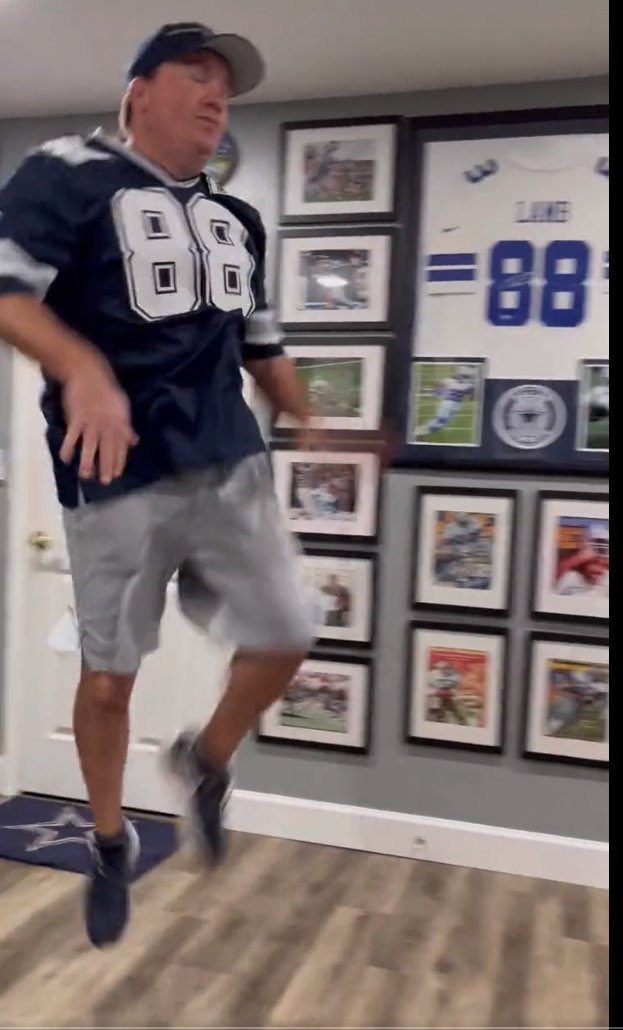 DRockRockin's tweet photo. @mtag1993 Coming in with the #TagMoves #SwagMoves them Panthers won't have no answers... Fire up the jet and don't get wet. #CowboysNation https://t.co/UPJOY15TR3