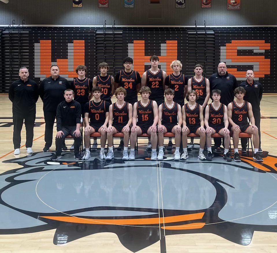 WaterlooHoops's tweet photo. 2023 - 2024 Varsity Waterloo Bulldogs!! #SetTheTone https://t.co/zIjGxiDUd2