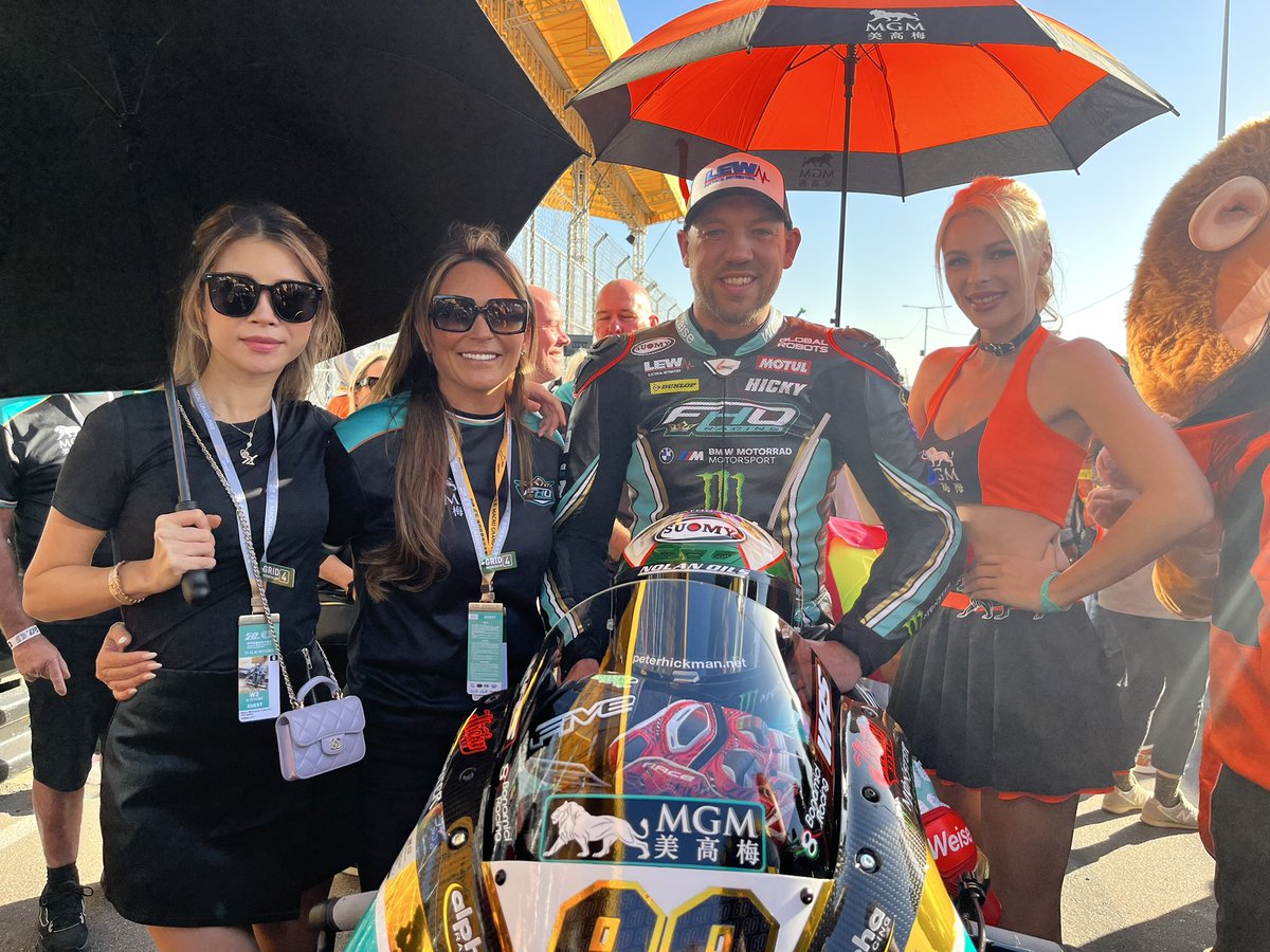 FHO_Racing's tweet photo. We’re on the grid ready for the start of the @MacauGPbikes!
Good luck to our boys @peterhickman60, @JoshBrookes and @michaelrutter_, as well as all competitors!
Let’s go #fho 👏🏻
#fhoracing #bmw #bmwmotorrad #mgm #macaugp https://t.co/0fpHQorsgP