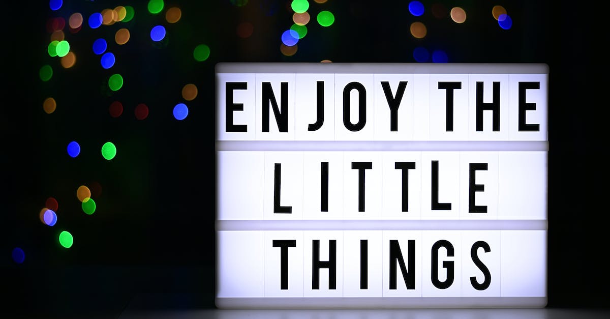 Hey, Twitter Fam! 😃 
Have you ever thought about the impact of gratitude on your day-to-day life?

From boosting mood, reducing stress, enhancing overall well-being – the benefits are endless! 💫

Let's challenge ourselves to pause, reflect and give thanks more often! #Gratitude