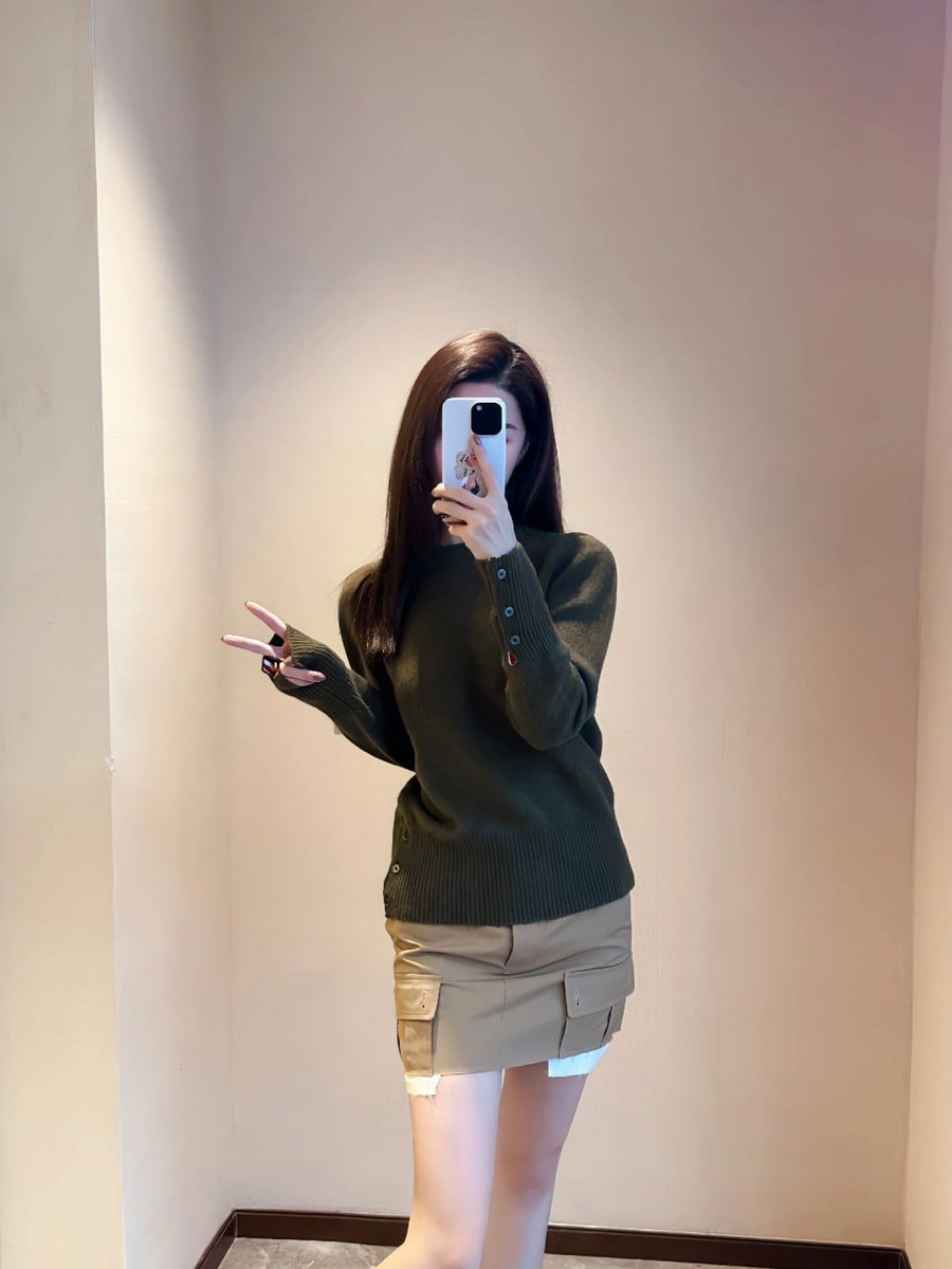 “The best gift to the future is to dedicate everything to the present.”