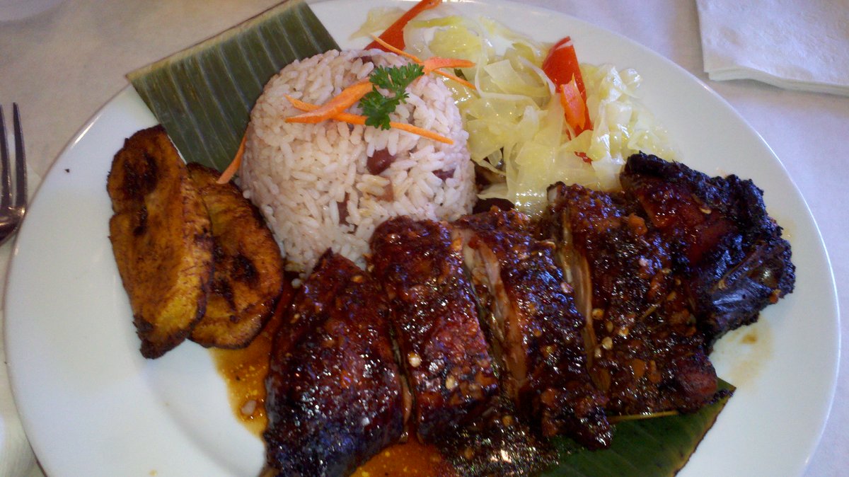SassaBienne's tweet photo. 🔥 Spice up your day at Sassa Bienne Afro Caribbean Restaurant in Marlton, NJ with the mouthwatering SASSABIENNE JERK CHICKEN PLATTER! 🌶️🍗 Brace yourself for a flavor explosion that will transport you straight to the heart of the Caribbean!
#SassaBienneEats #JerkChickenFiesta https://t.co/H5KVbZMORX