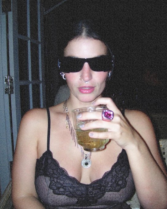 🥃 https://t.co/n29BN53VsU