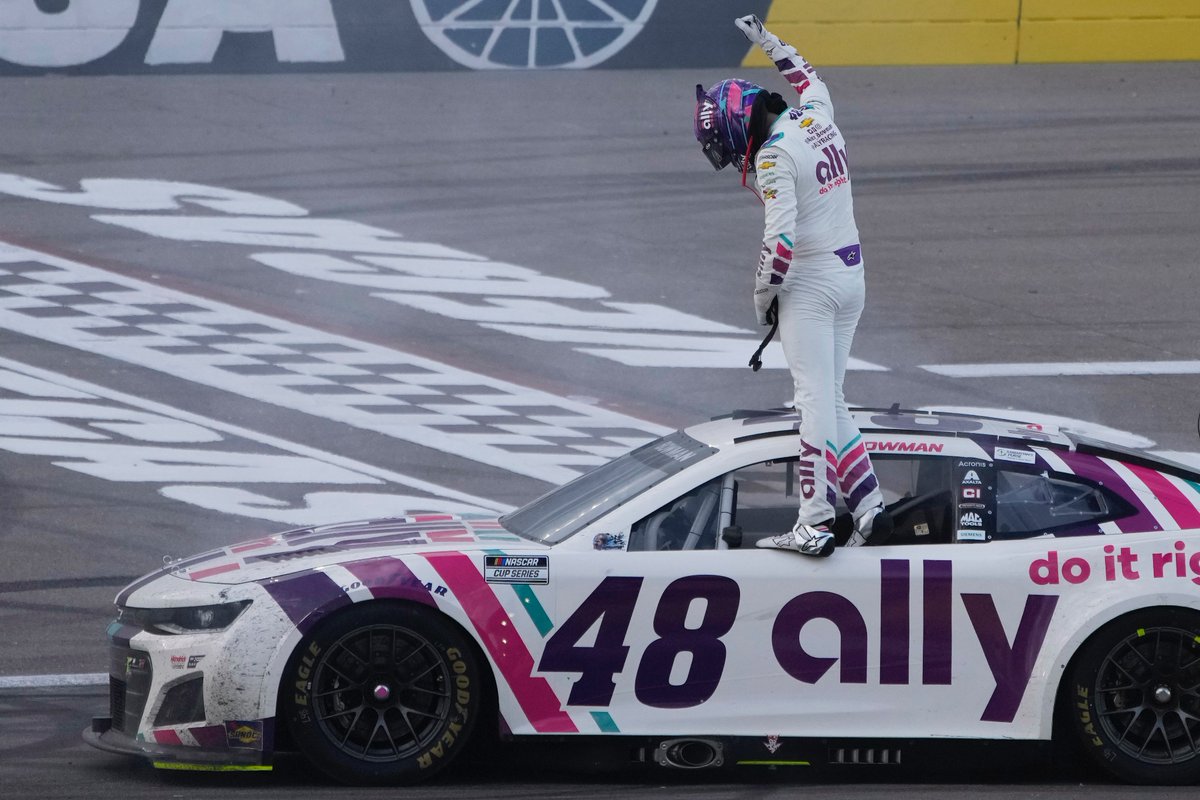TheNews__24's tweet photo. Alex Bowman has more wins in the city of Las Vegas than Max Verstappen. Today may be the last day you can share this information. https://t.co/bjqXy6obYe