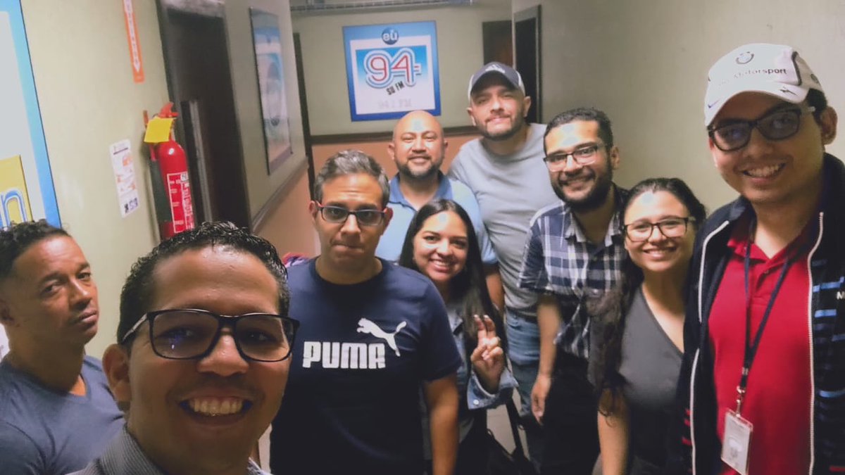 marifer2390's tweet photo. #LHT15 @ca_acosta @fervarelahn @luislarahn https://t.co/Q7KoMdvTWG