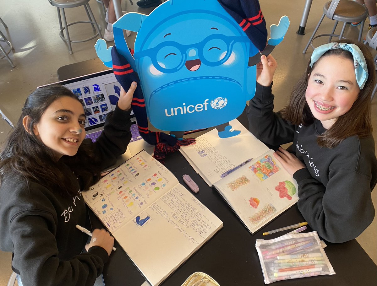 BISCSouthLoop's tweet image. We painted the school blue for World Children’s Day.
#NAEUnicef #NAEWorldChildrensDay #NAETheAmericas #WeAreBulldogs #CreateYourFuture #GoFurther #Changemakers #Limitless #AlwaysLearning #DrawnHere #NordAngliaEducation