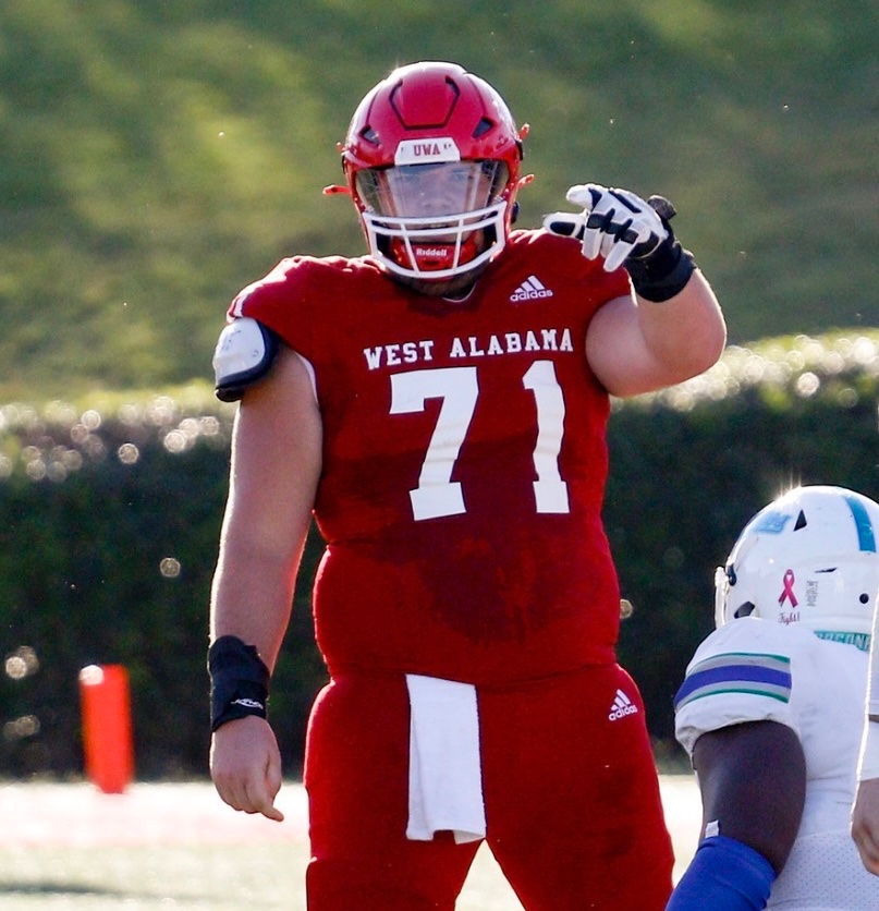 devinbice88's tweet image. Are YOU ready to be a West Alabama Tiger!? 

🔴 ⚪️ 🐅 #WeAreWest
#Brotherhood #OLPride

@BenNewton71