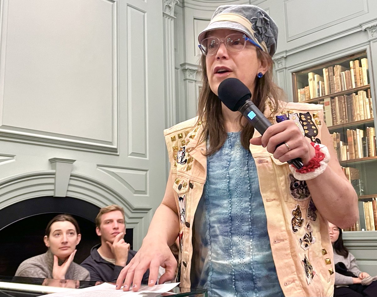 Woodberry Poetry Room tweet media