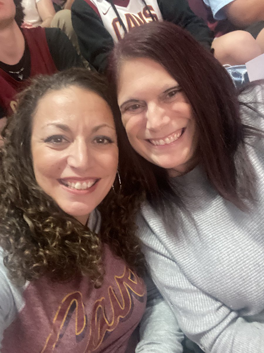 Jennifer_Tromp's tweet photo. Let’s Go Cavs! #LetEmKnow https://t.co/Bqyw3Ue8Yy