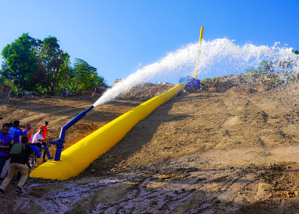 Por orientaciones del Presidente @nicolasmaduro a través del #1x10DelBuenGobierno el gobernador de Anzoátegui <a href="/luismarcanos/">Luis Marcano</a> junto al titular del @minaguasven @rcmarcotorres entregó los trabajos de sustitución de tuberías que alimentan el Tanque El Maguey de Puerto La Cruz.