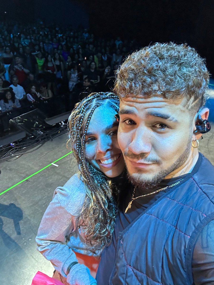 Jenniyrodriguez's tweet photo. I’ll miss this dude man ! 😭 https://t.co/z45WZBFkNY