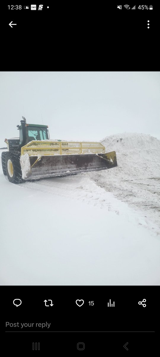 Looking for Degelman blade to fit 9x30 series John Deere 4wd. This degelman blade to fit 9x00 and 9x20 would be available for trade of one or for sale after we purchase one. Let me know what you have. Thanks.

RETWEETS APPRECIATED