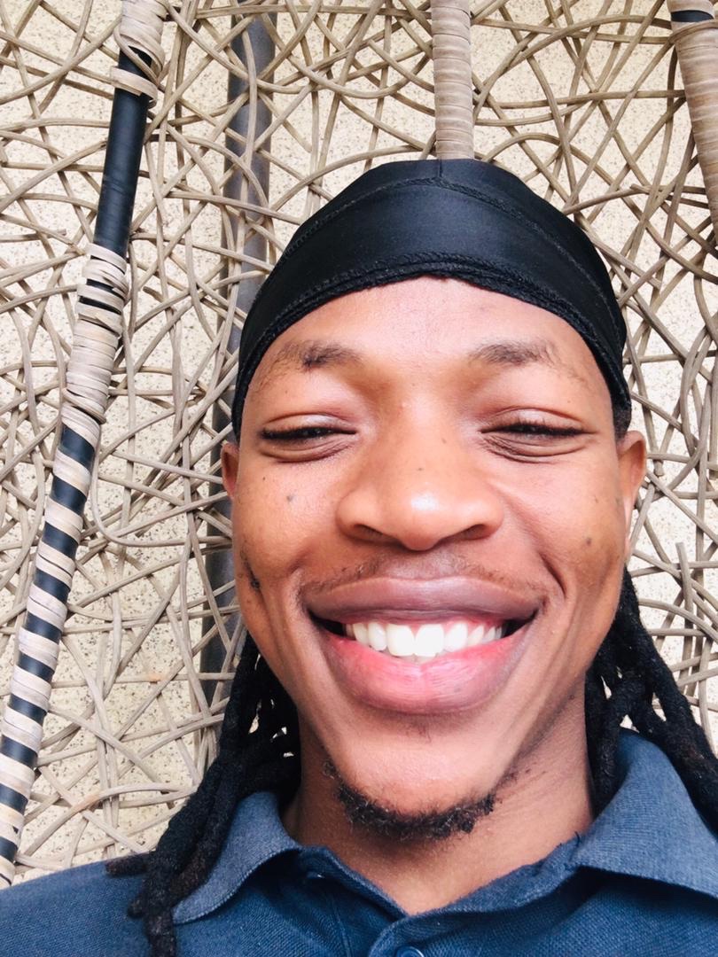 DenzelSeduke's tweet photo. Everybody smiles at some point. https://t.co/L1O5DMaqPj
