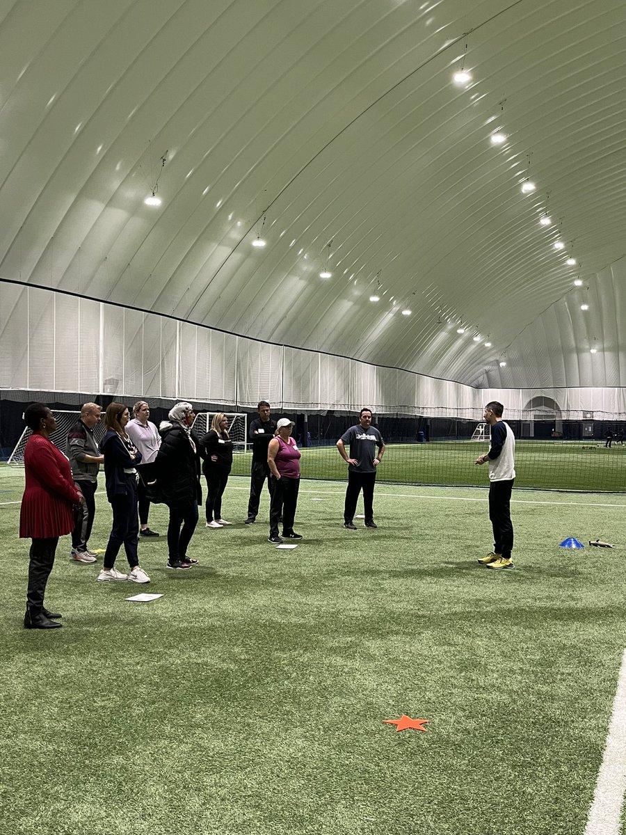 Andrea Haefele tweet media