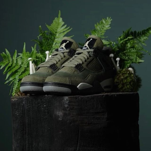 NIKE AIR JORDAN 4 RETRO SE CRAFT 