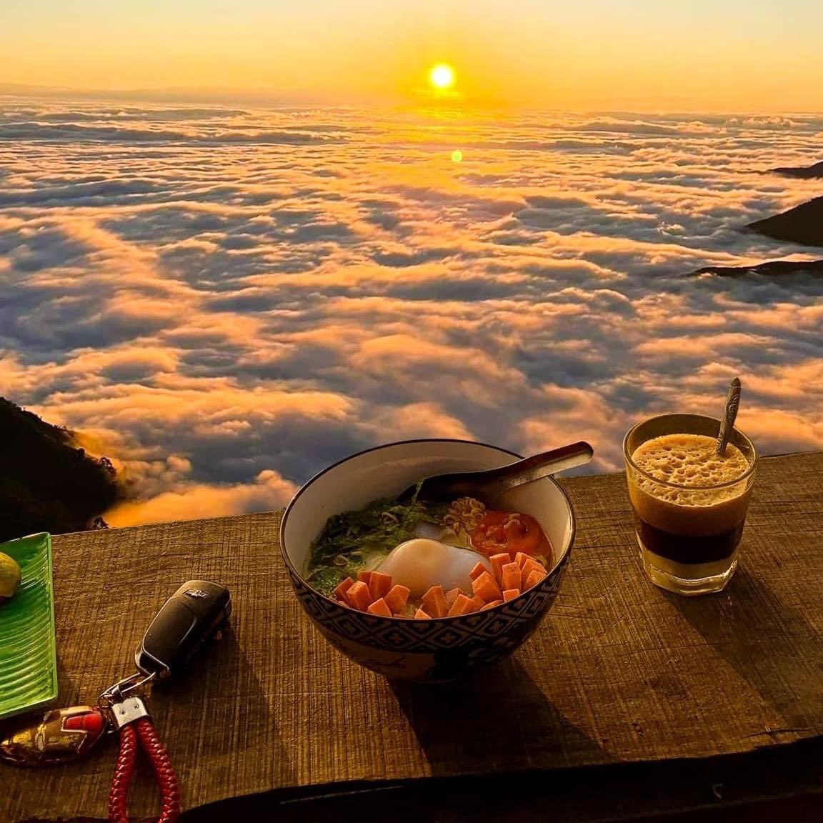 Seventogo777's tweet photo. Good morning guyss
Nạp năng lượng nhé
#Travel #Seventogo #Vietnam @MrDriver777 @KhanhQuynh93216 https://t.co/ESaLMijF10