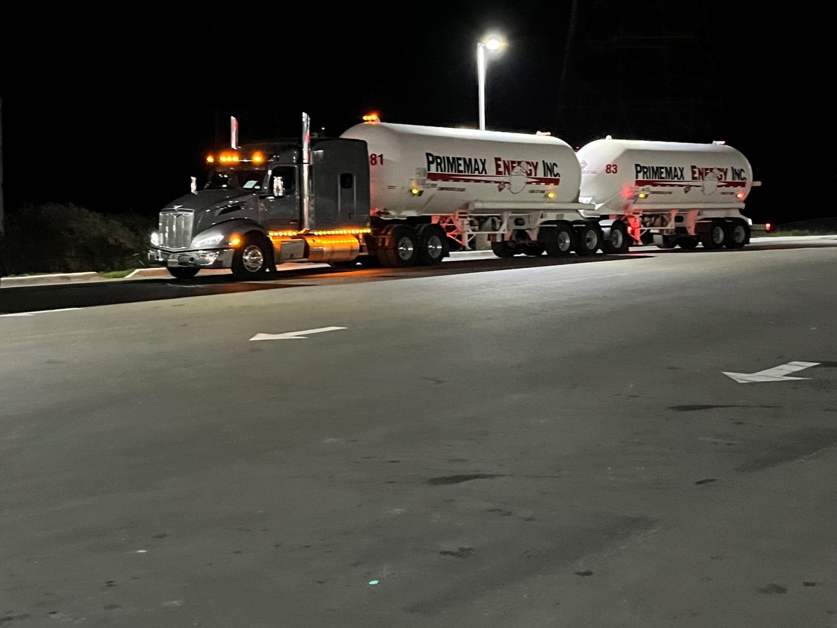 How we're starting our weekend! #heatingseason #propane #propanesupplier #propanetransportation #transportation #primemax #ayr #ayrontario #kwawesome