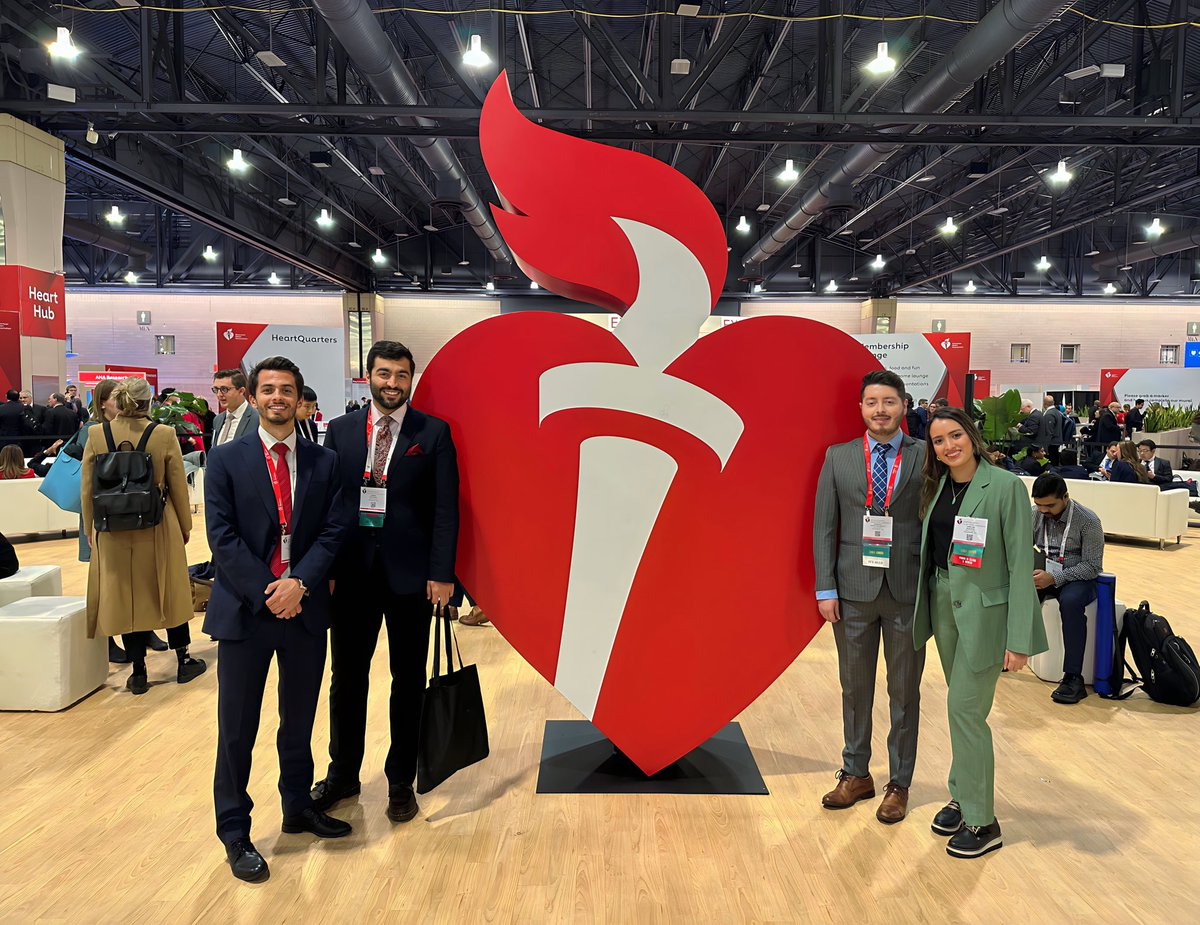 Delighted by my experience at #AHA23! Presented in a moderated session, discussed findings with experts:@md_addison ,@CampbellMDPhD. Had a short mentorship session with @rkwadhera, and found inspiration in colleagues.A great experience!🫀#CardioTwitter #MedTwitter #Cardioonc