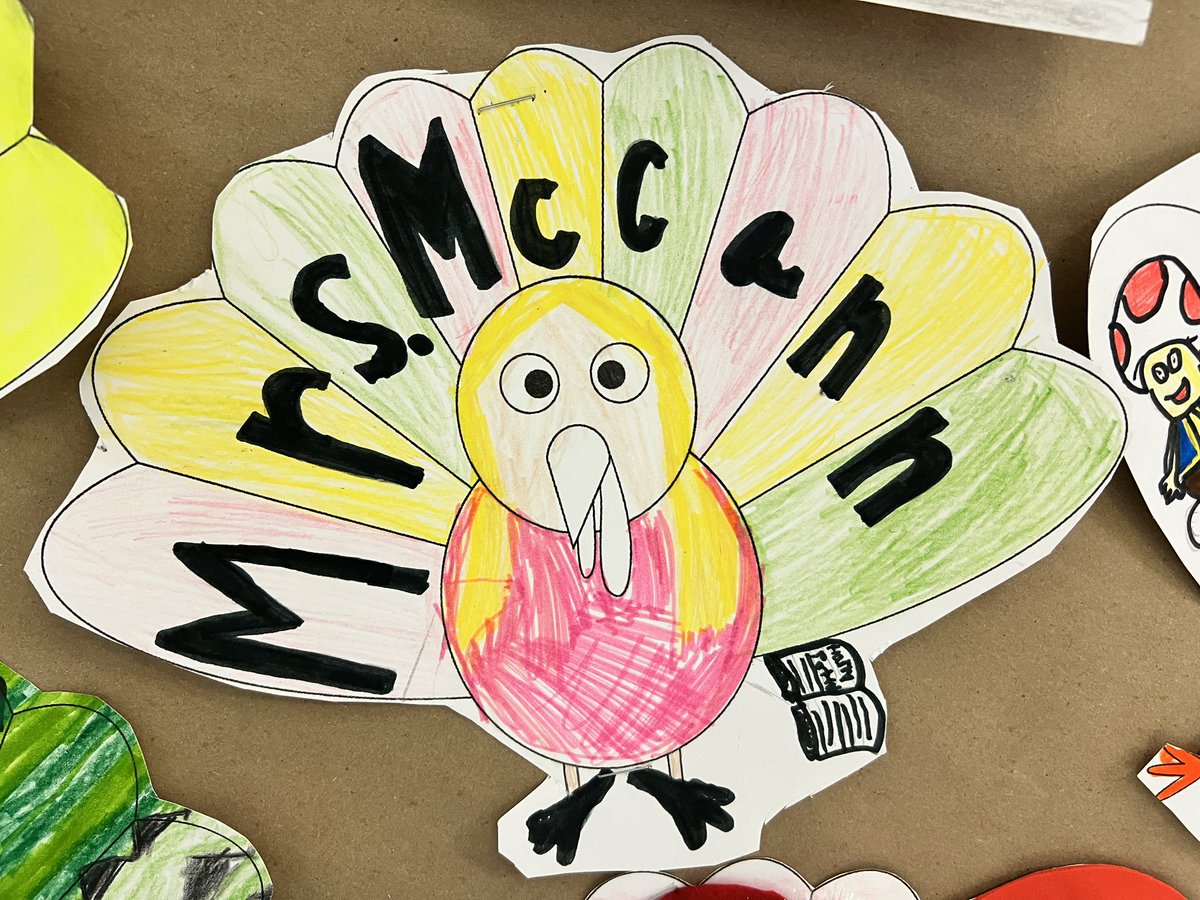Go2TheLibrary's tweet image. The turkeys  are up to no good again and have gone into hiding for Thanksgiving. 
One of my students disguised their turkey as me!!! ♥️