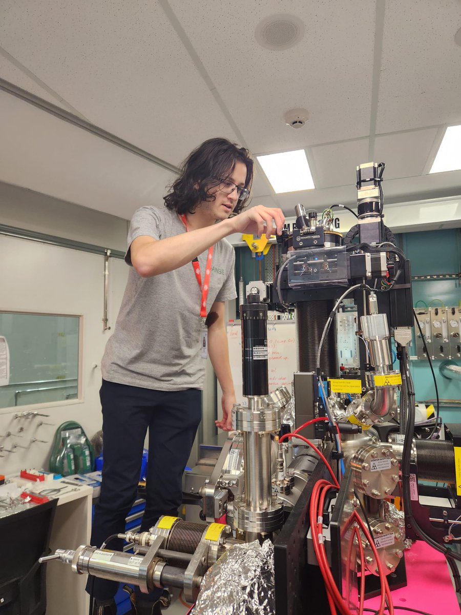 Last beamtime done for the year at the new <a href="/ausynchrotron/">Australian Synchrotron</a> MEX-2 beamline!

Marks the completion of 6 beamtimes for me this year including  XAS and PDF at France's SOLEIL Synchrotron,  XAS and NEXAFS at the Australian Synchrotron, and a remote XAS experiment at CLS in Canada.