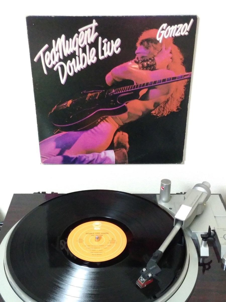 Ted Nugent - Double Live Gonzo! (1978) 
#nowspinning #NowPlaying️ #vinylrecords #アナログレコード
#vinylcommunity #vinylcollection 
#rock #classicrock #hardrock 
#tednugent #derekstholmes