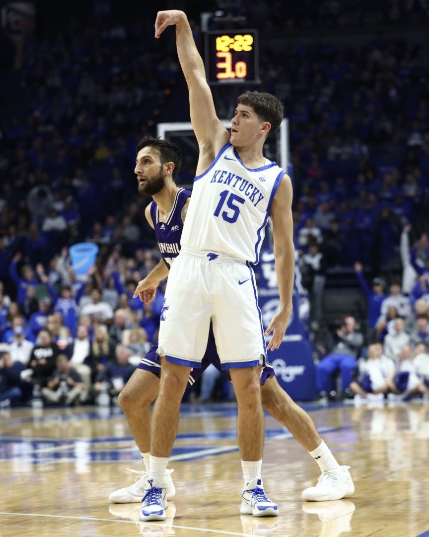 TorresOnUK's tweet photo. REED. SHEPPARD. 

25 PTS, 7 AST, 3 REB, 2 BLK, 9-10 FG (7-8 3PA) 

SEVEN. THREES. 

Have a night, young man 😤

#BBN https://t.co/CKIWBIfnSr