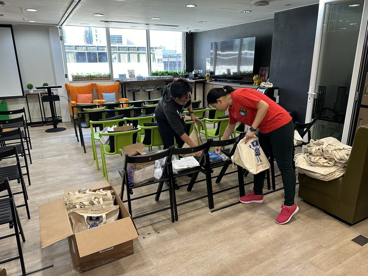 ecgan's tweet photo. #wordcamp #hongkong 2023 event starting soon! 

#automattic https://t.co/aDW7oSmi3Z