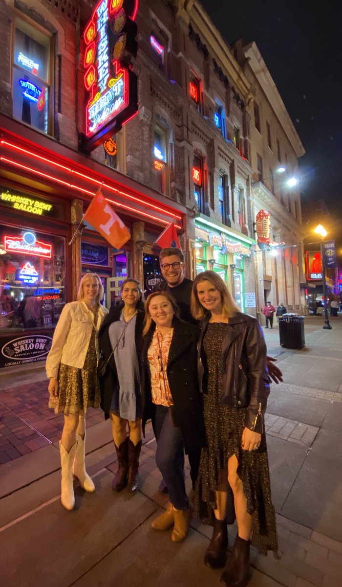 Ricardo R Gonzalez MD (@rrgonzalezmd) on Twitter photo I second this mutual admiration and symbiosis w our gyn URPS team! ☺️better together #AUGSFellowshipShowcase <a href="/sufuorg/">SUFU</a> <a href="/HMethodistUro/">Houston Methodist Urology and Residency Program</a> <a href="/AntoshDD/">Danielle Antosh</a> <a href="/RachelHigh_DO/">Dr. Rachel High</a> <a href="/KKseattle/">Kathleen Kobashi</a> <a href="/JulieNStewartMD/">Julie N.Stewart MD</a> <a href="/ErutMD/">ErutMD</a> <a href="/FionaLindo/">Fiona M Lindo, MD, MPH</a> <a href="/rosekhavari/">Rose Khavari MD</a> <a href="/UroAnnie/">AnnieChenMD</a> I second this mutual admiration and symbiosis w our gyn URPS team! ☺️better together #AUGSFellowshipShowcase <a href="/sufuorg/">SUFU</a> <a href="/HMethodistUro/">Houston Methodist Urology and Residency Program</a> <a href="/AntoshDD/">Danielle Antosh</a> <a href="/RachelHigh_DO/">Dr. Rachel High</a> <a href="/KKseattle/">Kathleen Kobashi</a> <a href="/JulieNStewartMD/">Julie N.Stewart MD</a> <a href="/ErutMD/">ErutMD</a> <a href="/FionaLindo/">Fiona M Lindo, MD, MPH</a> <a href="/rosekhavari/">Rose Khavari MD</a> <a href="/UroAnnie/">AnnieChenMD</a>