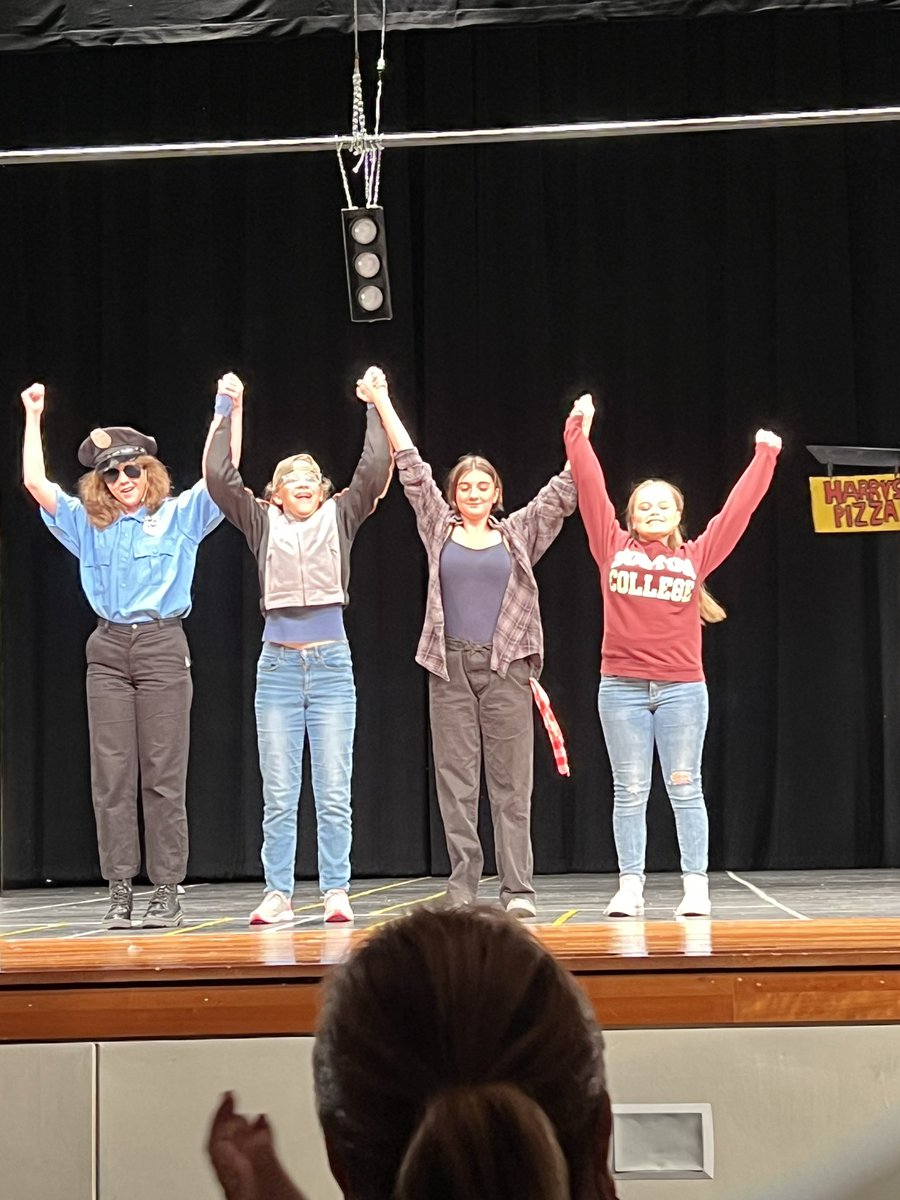 Amanda Smutok tweet media