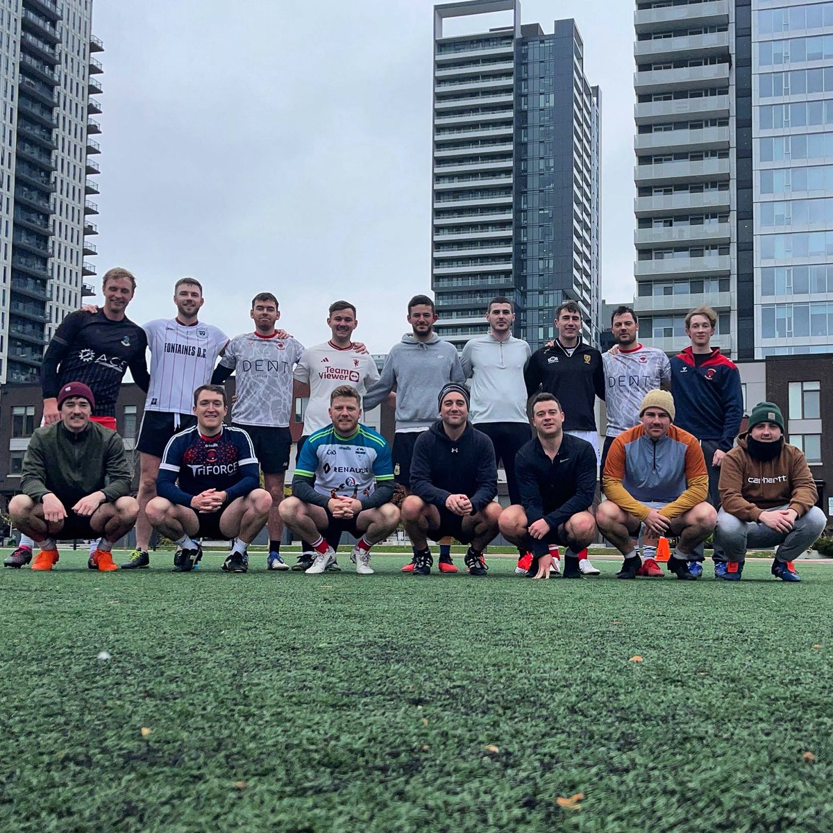 StPatsToronto's tweet photo. Join our menโs team at 9am every Saturday for 5-a-side โฝ๏ธ Drop us a message or register here for more info: https://t.co/lbwcp1FciY #stpatsto #torontogaa #canadagaa #irishintoronto https://t.co/Lu068jPuz4