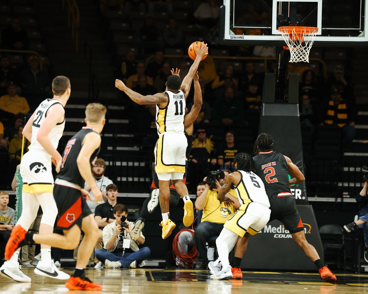 Iowa men's basketball scrapes by Arkansas State, 88-74, in game