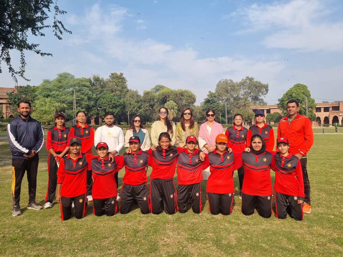 Champion in Basketball &amp; cricket ; Team Kinnaird 

Will rise together; celebrate together &amp; shine together 

I am blessed to have dedicated coaches 

#longlivekinnaird #keepshining #lightcouragelove