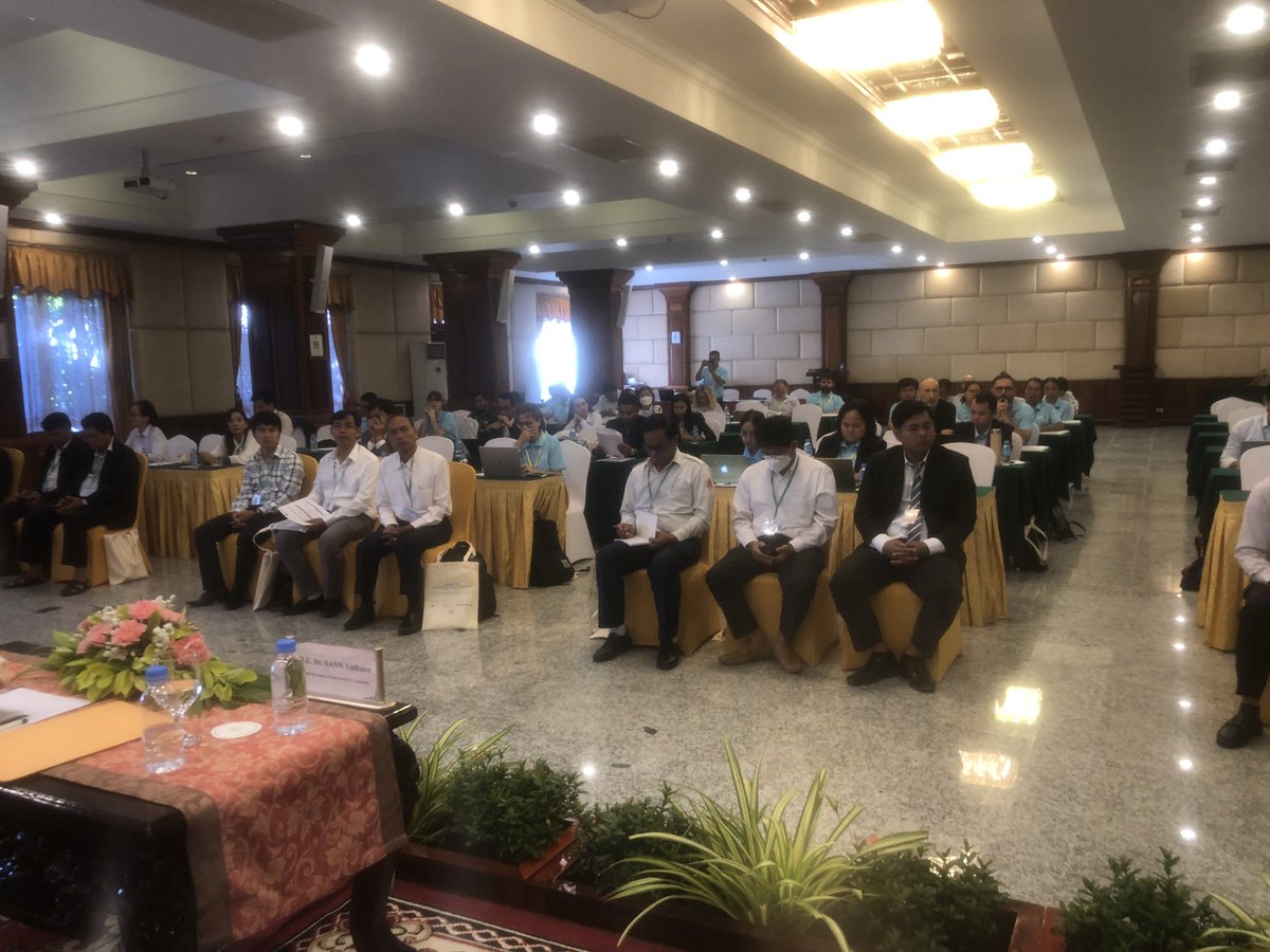 Finale #Inowasia event starts at Siem Reap under the patronage of H.E. Dr. SANN Vathana Secretary State of Ministry of Education #UdG #FSUB #IRD #UT3