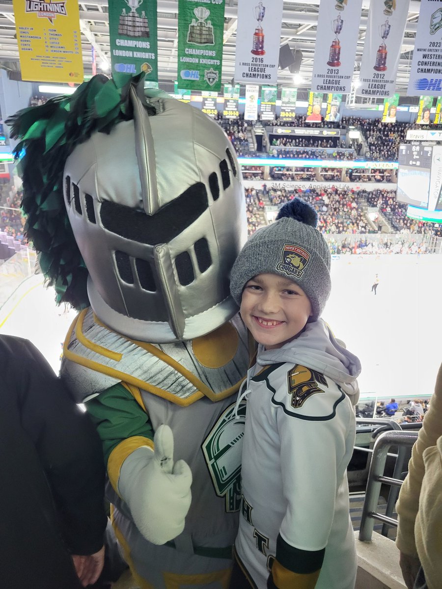 tunks_d's tweet photo. #snapshotgiveaway #coulterspharmacy @LondonKnights @CoultersRx 

10th birthday boy!! https://t.co/whDIVaLxQH