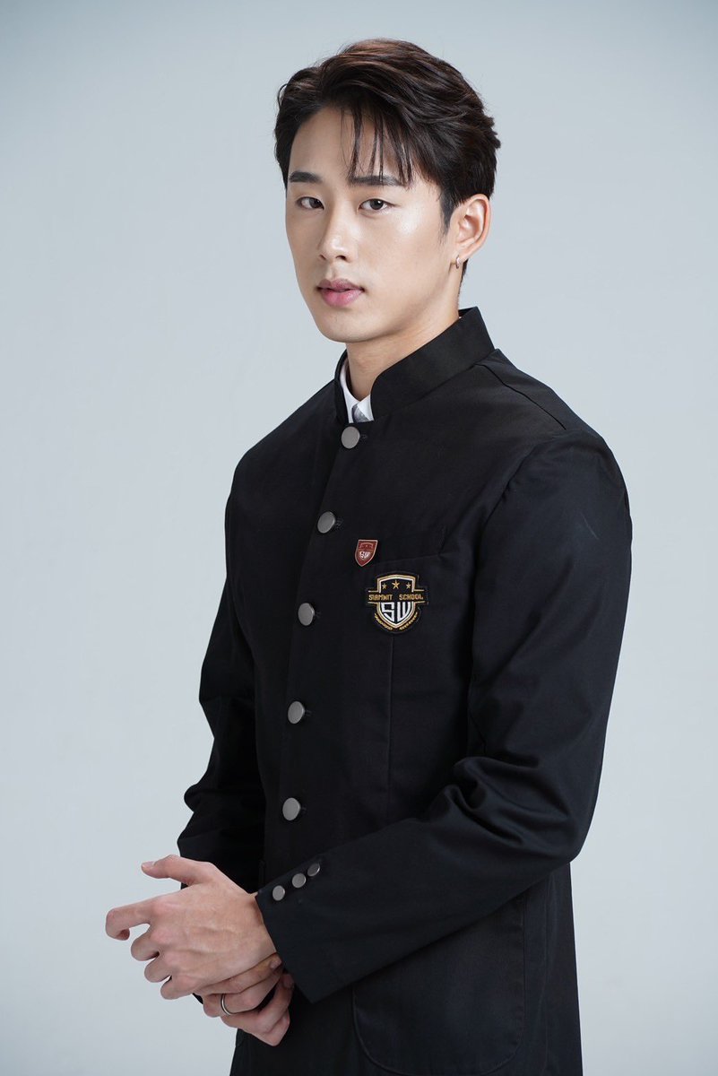 est_rvpofficial's tweet image. ทิว ใน #highschoolfrenemy
@EstRvp
#ESTEAM
#EstSupha
#est_rvp