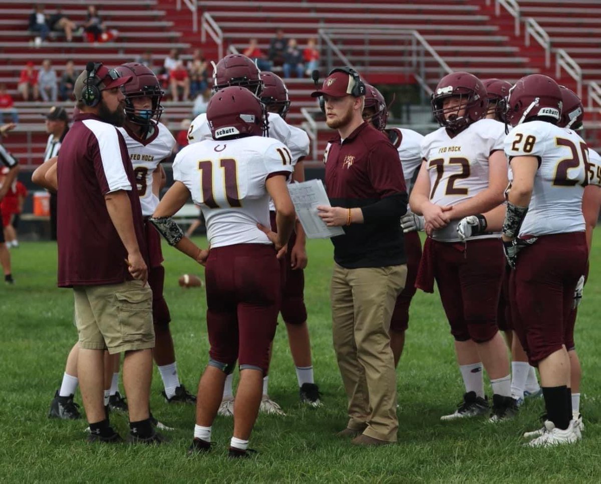 _CoachMason's tweet photo. Year 1✅
Winning record(3-2)✅

After not having a team last year, these young men put in a tremendous amount of work and I couldn’t be prouder. I am so grateful to be the coach for this amazing group. We are all excited for next year! I can’t wait to see what we can accomplish. https://t.co/Lmv4IIeTPm