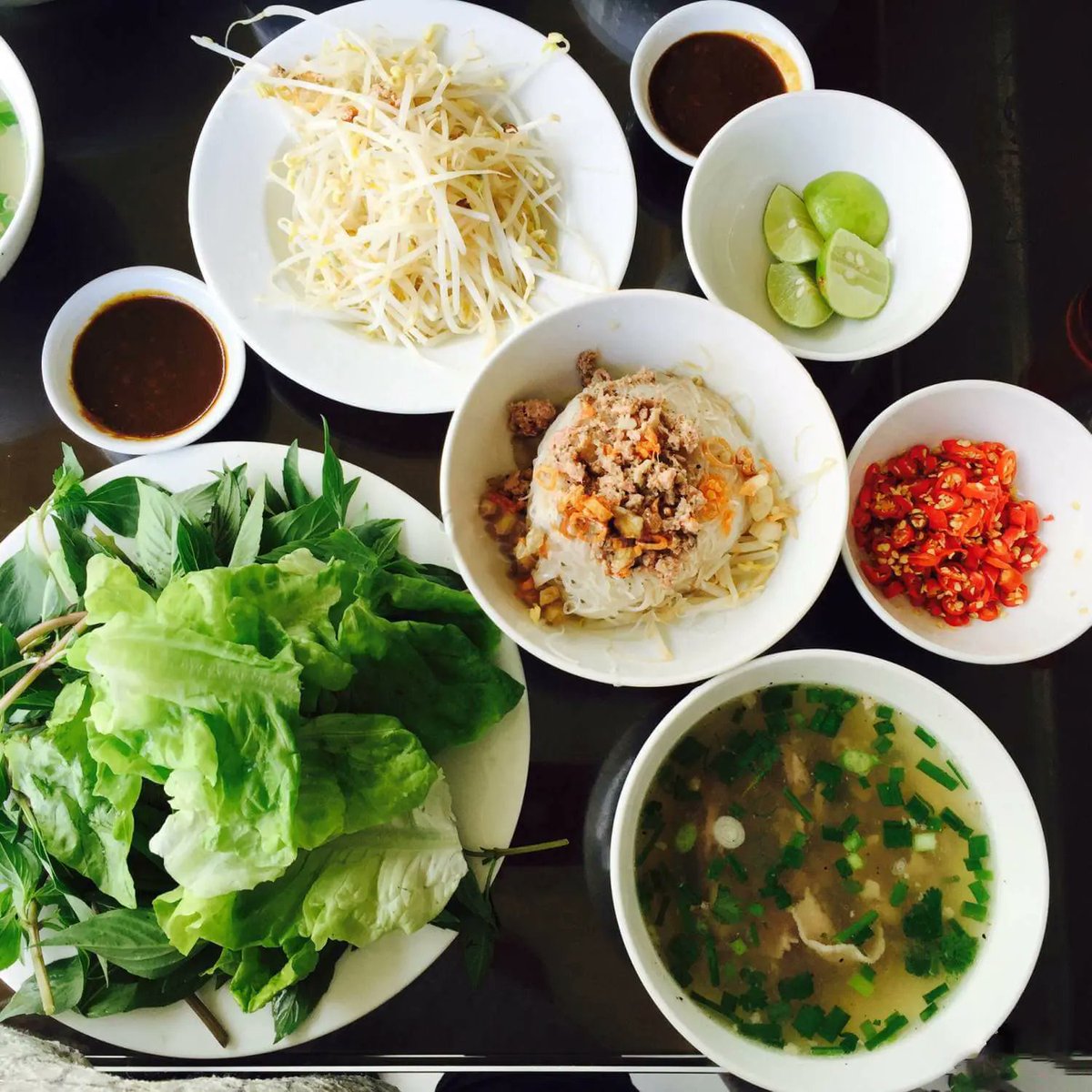 ThiThuong120167's tweet photo. Mời cả nhà ăn thử phở khô gia lai nhé 
#Vietnam #food #hat #nhat #London https://t.co/POCtg9rLb8