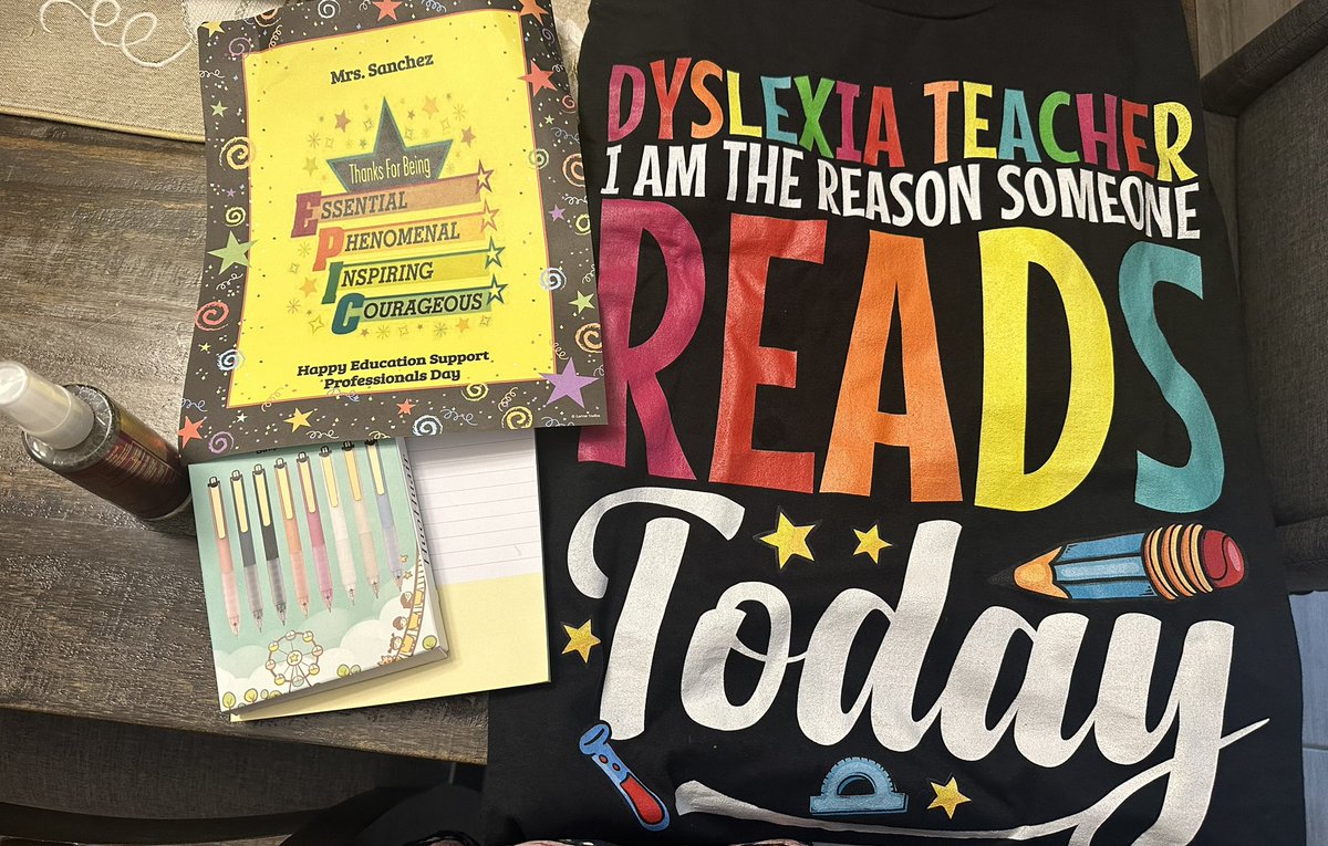 DaisyS88's tweet photo. Staff and our admin team treated us to lunch, special gifts and treats for Education Support Professionals Day!  ❤️ #grateful @StephensES_AISD https://t.co/1TEGm1nbMk