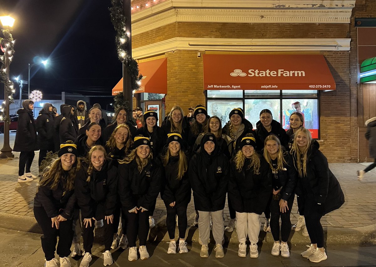 WSCWildcatSB's tweet image. Team pic after walking in the Parade of Lights last night 🎄

We love showing out for our community here in Wayne, America!