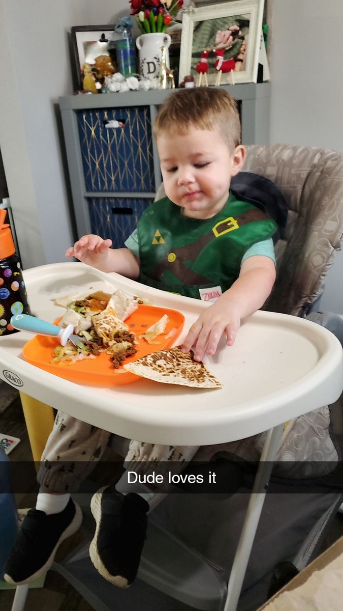 OddcastN's tweet image. Little Orion tried #TacoBell for the first time last week. He devoured the Quesadilla like it was going out of style 
#champ #thataboy #tacobellchamp #familytime